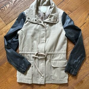 Olive & Oak Tan Canvas Utility Jacket with Black Sleeves